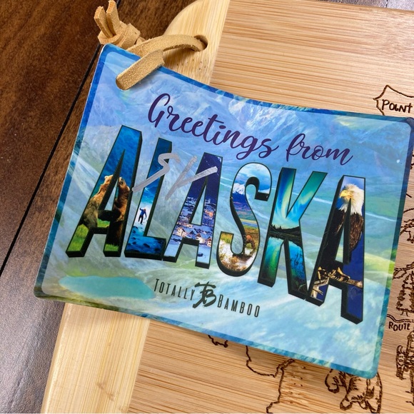 ALASKA TOTALLY BAMBOO Cutting Board A Slice Of Life Laser-Etched NEW - Picture 4 of 8